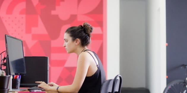 Neck And Shoulder Pain: You’re Going To Want To ‘Sit up And Read This’…
